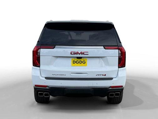 2026 GMC Yukon 4WD AT4