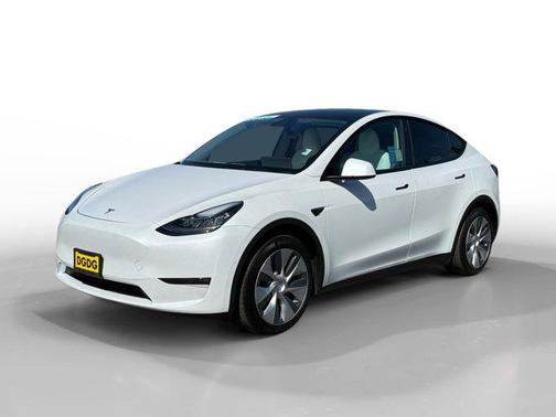 2022 Tesla Model Y Long Range Dual Motor All-Wheel Drive