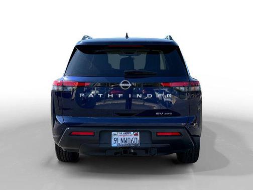 2024 Nissan Pathfinder SV 4WD