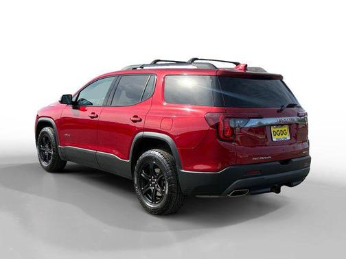 2023 GMC Acadia AWD AT4