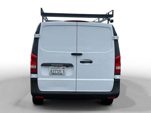 2022 Mercedes-Benz Metris Base