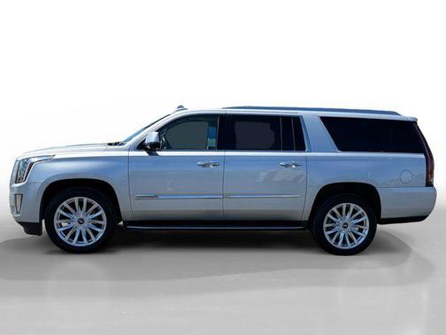 2016 Cadillac Escalade ESV Luxury