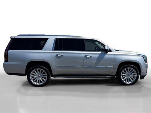2016 Cadillac Escalade ESV Luxury