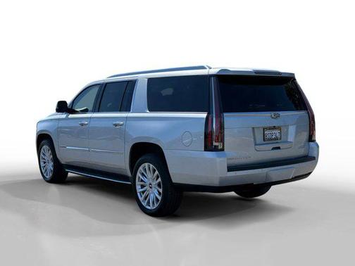 2016 Cadillac Escalade ESV Luxury
