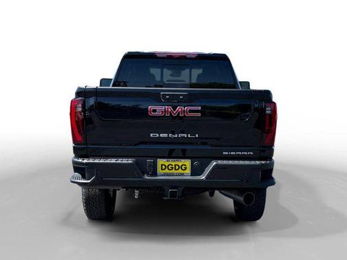 2025 GMC Sierra 2500 Denali