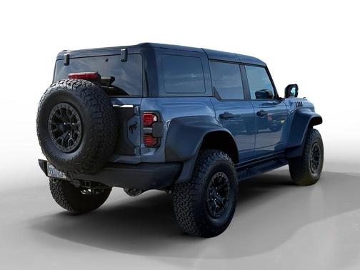Azure Gray Metallic Tri-Coat 2024 Ford Bronco Raptor