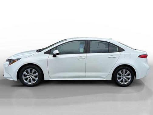 Super White 2021 Toyota Corolla LE