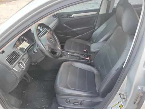 2014 Volkswagen Passat 2.5L S