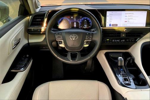 2024 Toyota Crown Limited