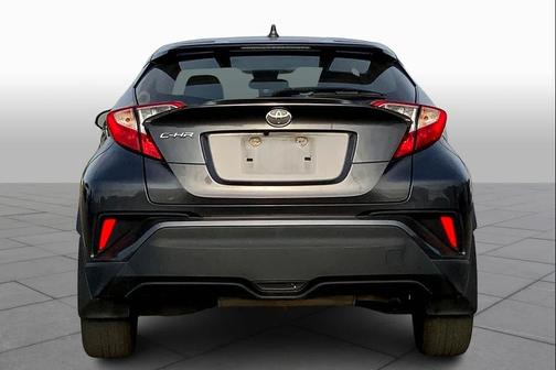 2021 Toyota C-HR LE