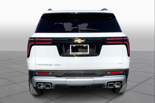 Summit White 2024 Chevrolet Traverse LT