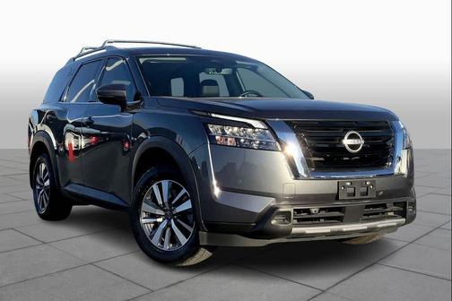 2024 Nissan Pathfinder SL FWD