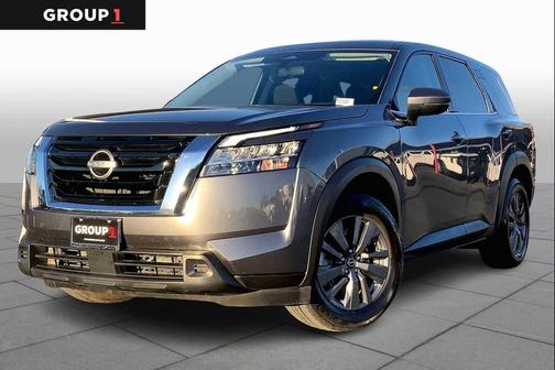2022 Nissan Pathfinder S 2WD