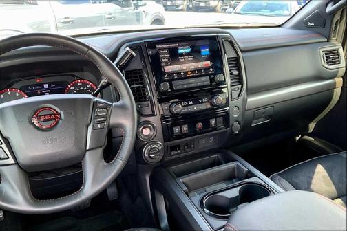 2024 Nissan Titan PRO-4X