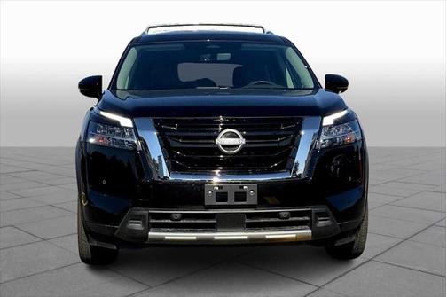 2024 Nissan Pathfinder SL FWD