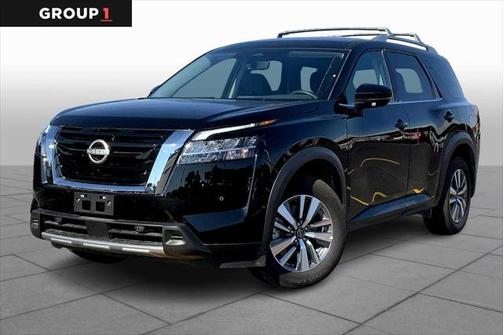 2024 Nissan Pathfinder SL FWD