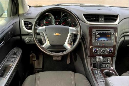 2017 Chevrolet Traverse 2LT