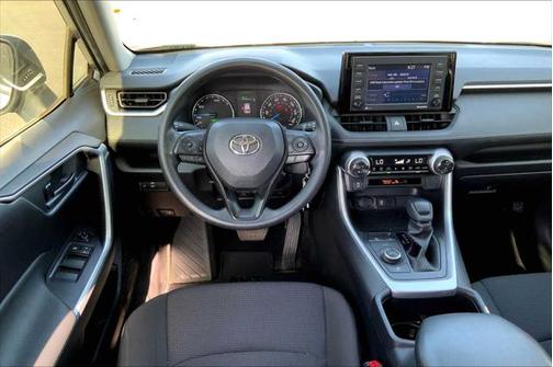 2022 Toyota RAV4 Hybrid LE