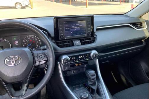 2022 Toyota RAV4 Hybrid LE