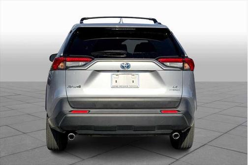2022 Toyota RAV4 Hybrid LE