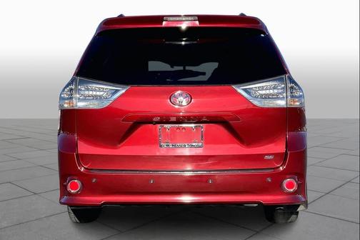 2016 Toyota Sienna SE