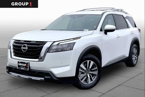 Everest White Pearl Tricoat 2025 Nissan Pathfinder SL FWD