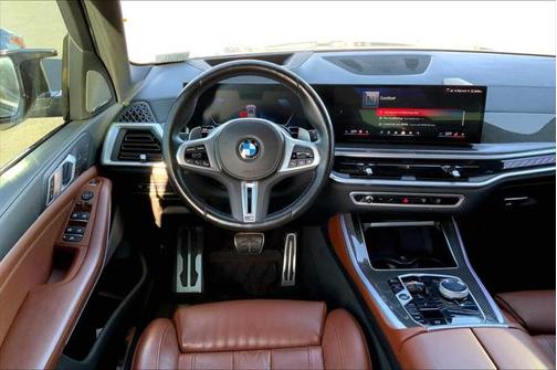 2024 BMW X5 M60i