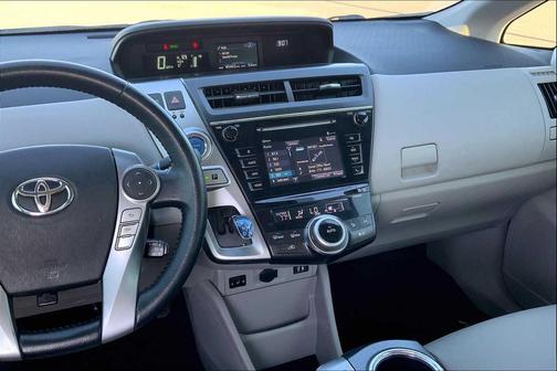 2015 Toyota Prius v Four