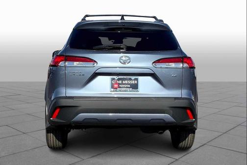 2025 Toyota Corolla Cross LE