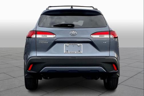 2025 Toyota Corolla Cross LE