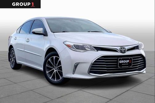 2018 Toyota Avalon XLE