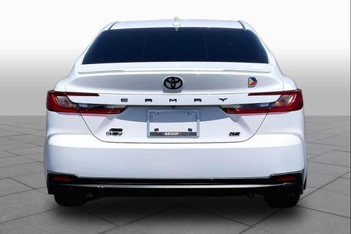 Ice Cap 2025 Toyota Camry SE