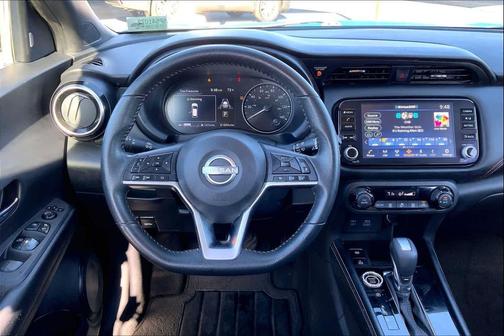 2023 Nissan Kicks SR