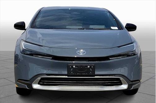 2025 Toyota Prius L