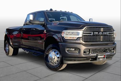 2020 RAM 3500 Laramie Crew Cab 4x4 8' Box