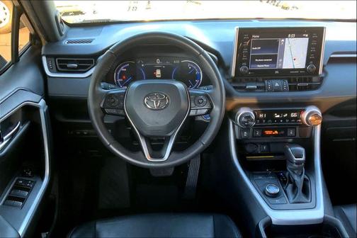 2021 Toyota RAV4 Hybrid SE