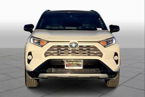 2021 Toyota RAV4 Hybrid SE