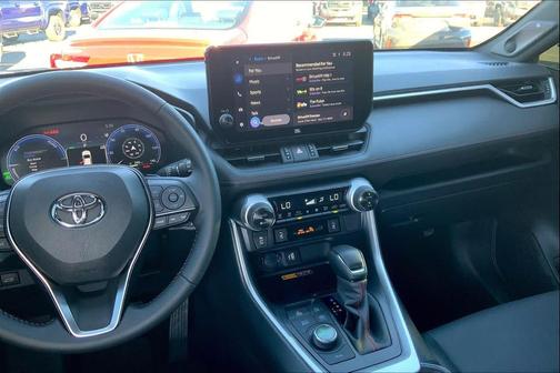 2025 Toyota RAV4 Hybrid SE