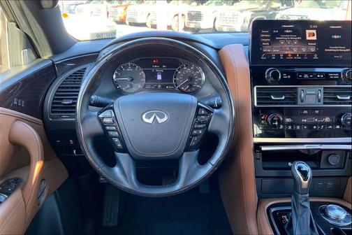 2024 INFINITI QX80 SENSORY AWD