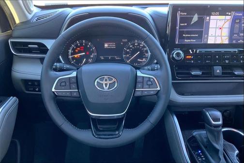 2020 Toyota Highlander Platinum