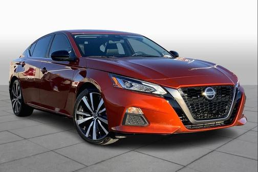 2021 Nissan Altima SR FWD