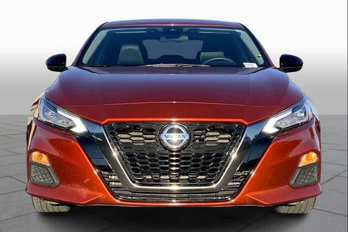 2021 Nissan Altima SR FWD