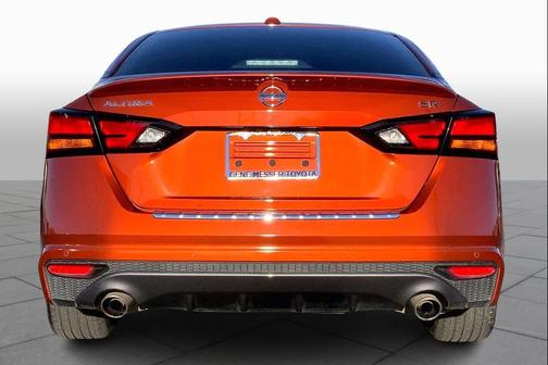 2021 Nissan Altima SR FWD