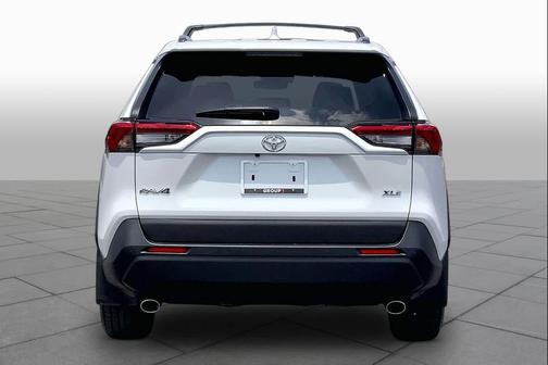 Wind Chill Pearl 2023 Toyota RAV4 XLE Premium