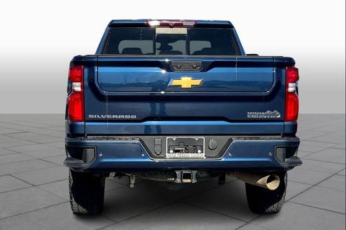 2022 Chevrolet Silverado 2500 High Country