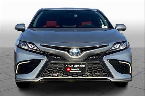2024 Toyota Camry Hybrid SE