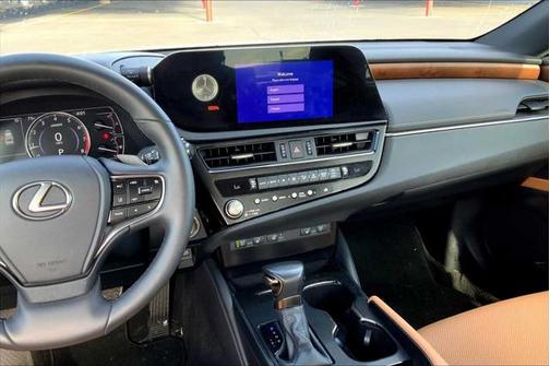 2023 Lexus ES 350 Base