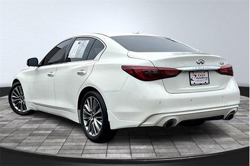 2022 INFINITI Q50 LUXE