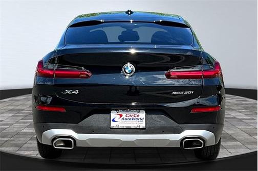 2022 BMW X4 xDrive30i