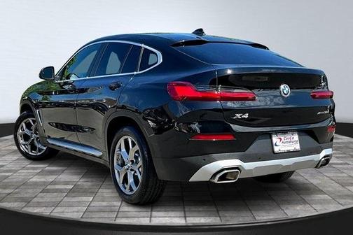 2022 BMW X4 xDrive30i